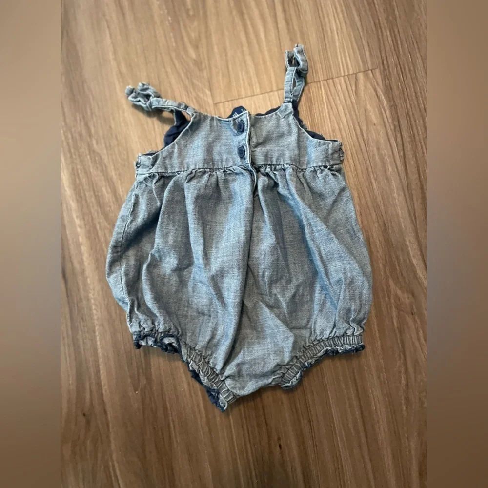 Old Navy Blue Sleeveless Bodysuit with Ruffled Neckline size 3-6 months